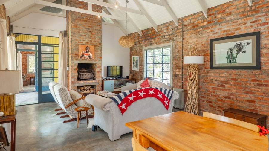 2 Bedroom Property for Sale in Napier Western Cape